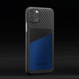 旧機種対象!棚卸SALE!【訳あり/新品】monCarbone  モンカーボン HOVERSKIN iPhone 11, 11 Pro, 11 Pro Max ケース 【ブルー】 カーボンケース サフィアーノレザー 背面カードケース レンズ保護 極薄 超軽量