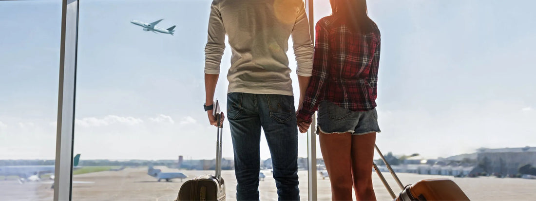 飛行機へのモバイルバッテリー持ち込みルールと、旅行に適した安全な選び方