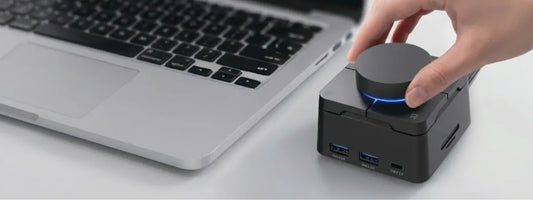 【新登場】ノートPCを「要塞」に変えよう！ケーブル地獄から抜け出し、物理ダイヤルで“操作”まで支配するドッキングステーション